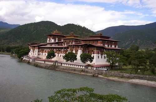 sikkim and bhutan tour